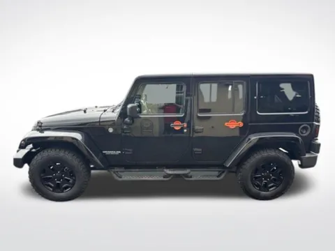 More photos of 2015 Jeep Wrangler Unlimited Rubicon at Diamond Jim's West Allis, WI