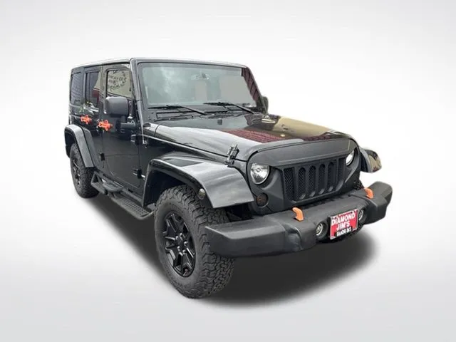 Black 2015 Jeep Wrangler Unlimited Rubicon for sale in Milwaukee, WI