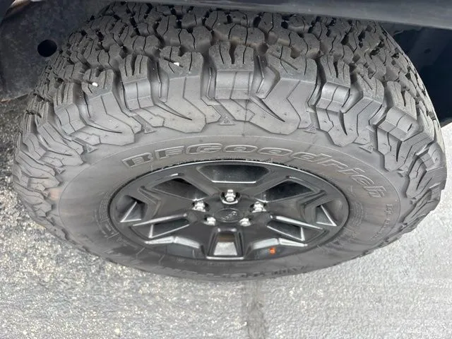 Jeep Wrangler photo 28
