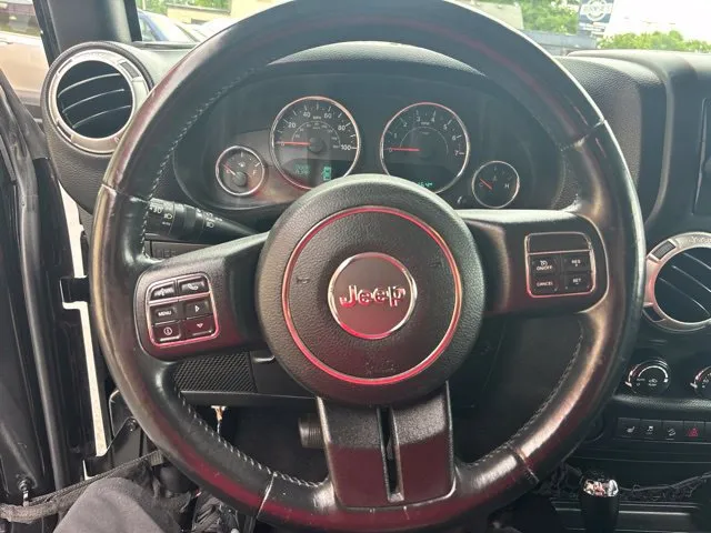 Jeep Wrangler photo 10