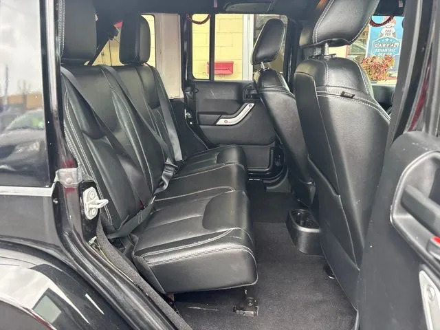 Jeep Wrangler photo 20