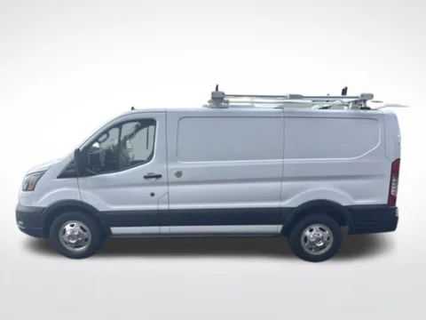 More photos of 2021 Ford Transit-250 at Diamond Jim's West Allis, WI