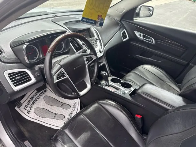 GMC Terrain photo 11