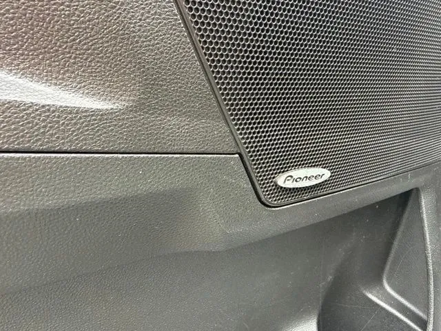 GMC Terrain photo 13