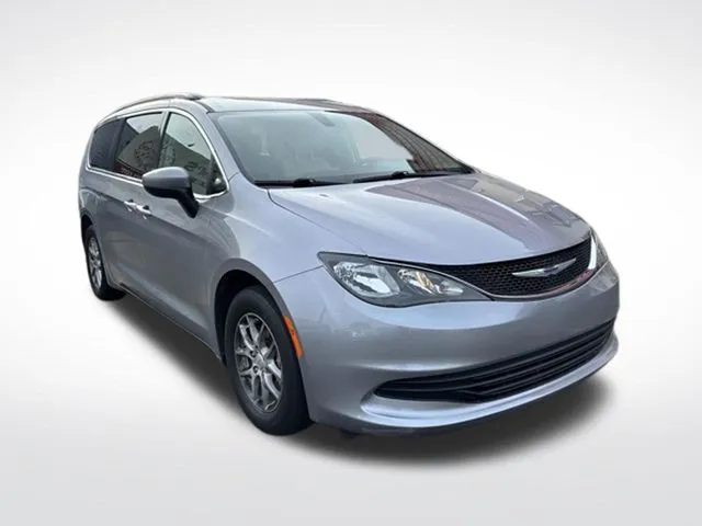 Silver 2020 Chrysler Voyager LXI for sale in Milwaukee, WI