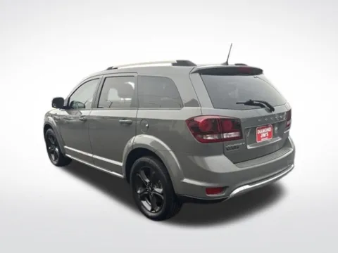 More photos of 2020 Dodge Journey Crossroad at Diamond Jim's West Allis, WI