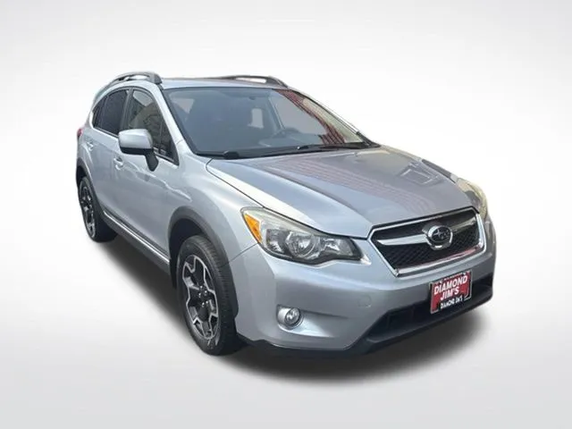 Silver 2013 Subaru XV Crosstrek 2.0i Premium for sale in Milwaukee, WI