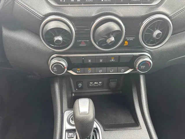 Nissan Sentra photo 13