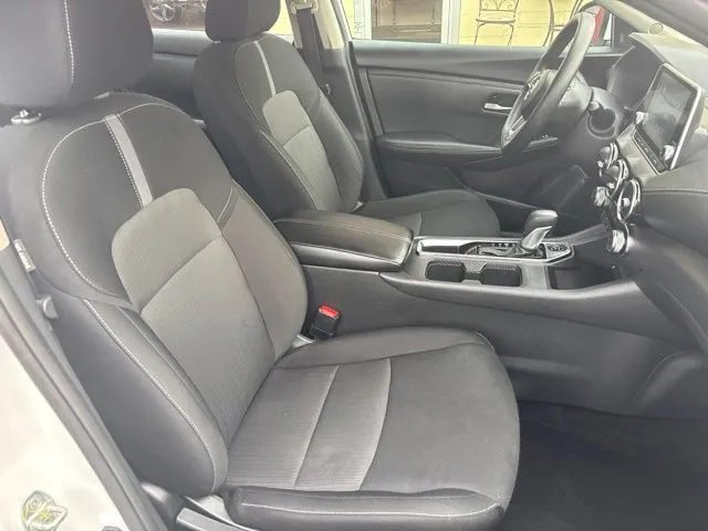 Nissan Sentra photo 21