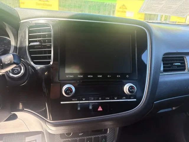 Mitsubishi Outlander photo 16
