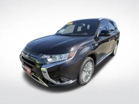 Unknown 2022 Mitsubishi Outlander PHEV SEL for sale in Milwaukee, WI