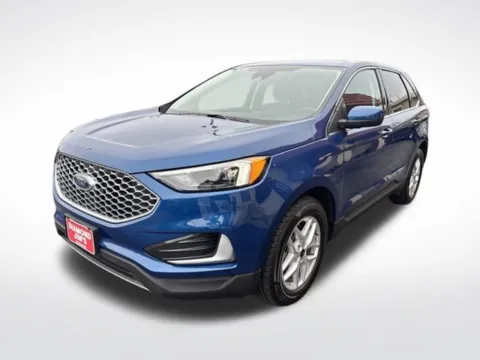 Another view of 2023 Ford Edge SEL for sale in Milwaukee, WI at Diamond Jim's West Allis
