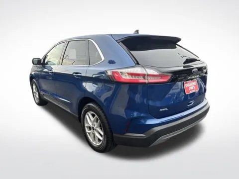 More photos of 2023 Ford Edge SEL at Diamond Jim's West Allis, WI