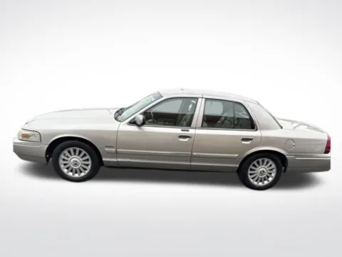 More photos of 2010 Mercury Grand Marquis LS at Diamond Jim's West Allis, WI