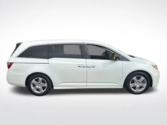 Honda Odyssey photo 8