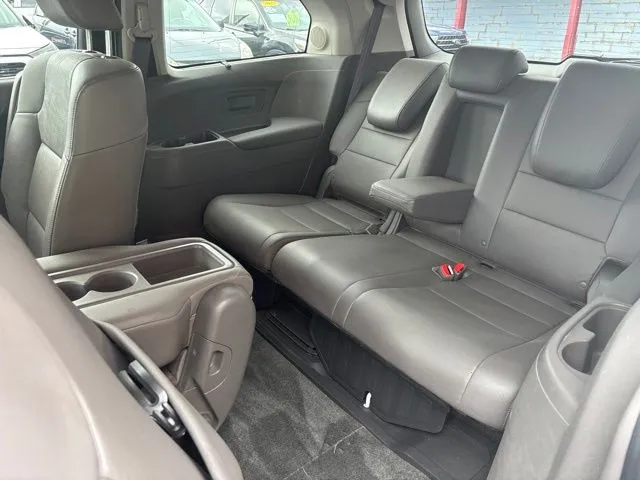 Honda Odyssey photo 18