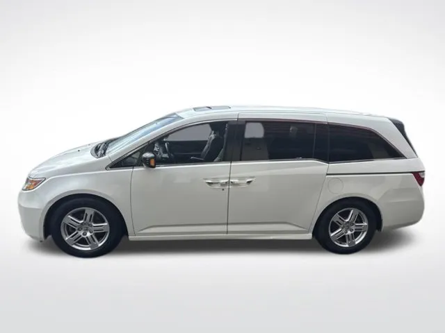 Honda Odyssey photo 4