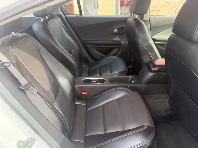 Chevrolet Volt photo 19