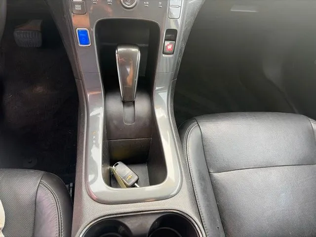 Chevrolet Volt photo 13