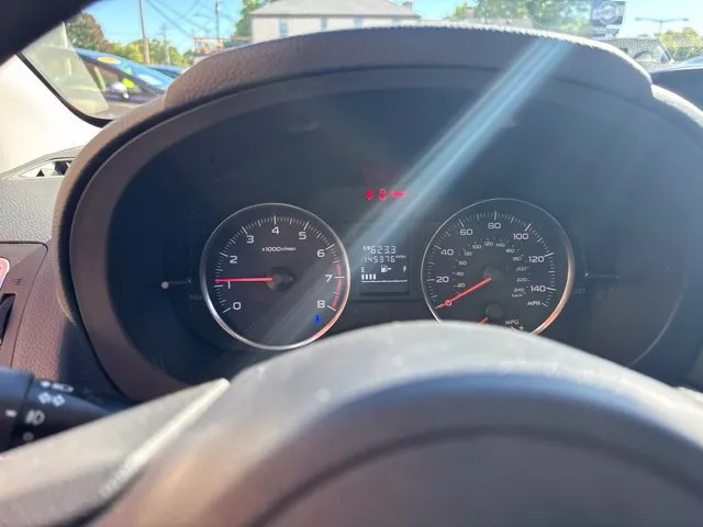 Subaru Crosstrek photo 11