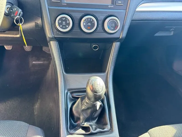 Subaru Crosstrek photo 13