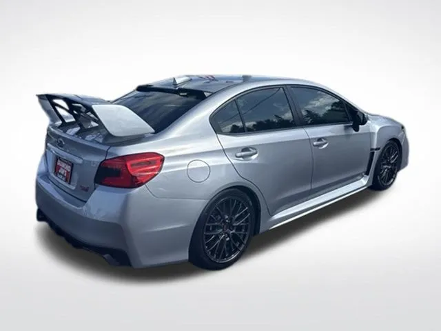 Subaru WRX photo 3