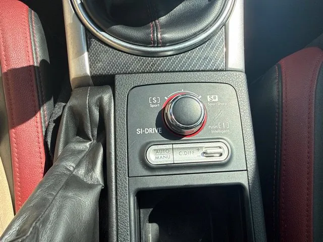 Subaru WRX photo 32
