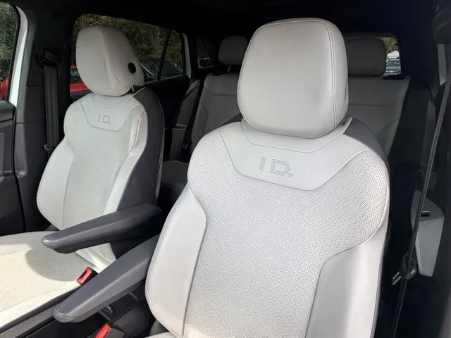 Volkswagen ID.4 photo 12