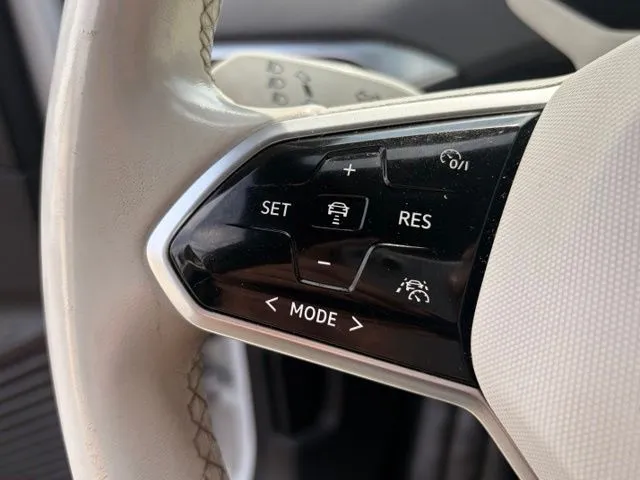 Volkswagen ID.4 photo 14
