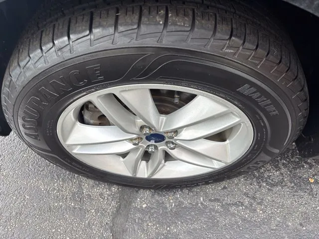 Ford Edge photo 23