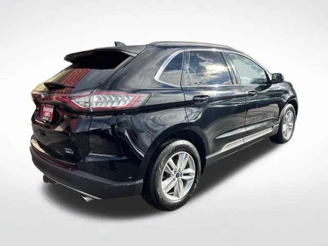 Ford Edge photo 7