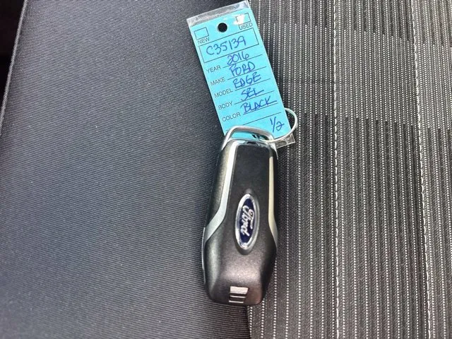 Ford Edge photo 28