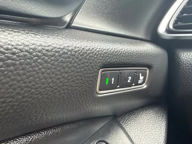 Honda Accord photo 28