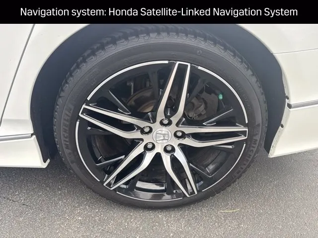 Honda Accord photo 15