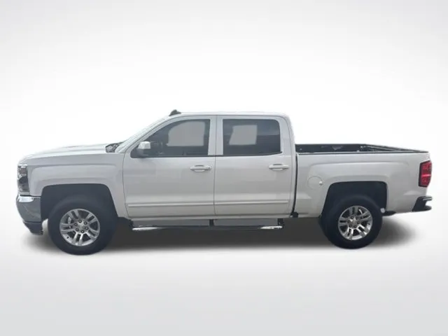 Chevrolet Silverado photo 4