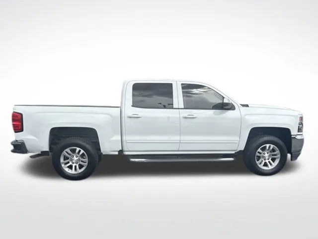 Chevrolet Silverado photo 8