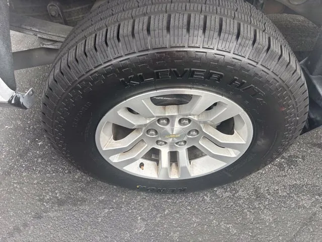 Chevrolet Silverado photo 21