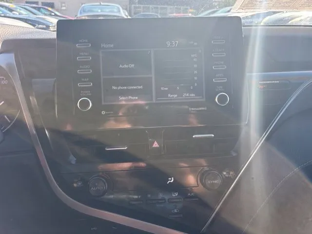 Toyota Camry photo 12