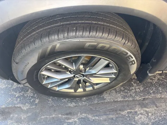 Nissan Rogue photo 24