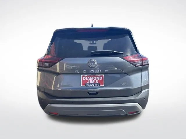 Nissan Rogue photo 6