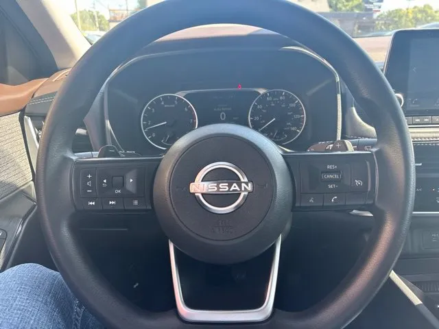 Nissan Rogue photo 10