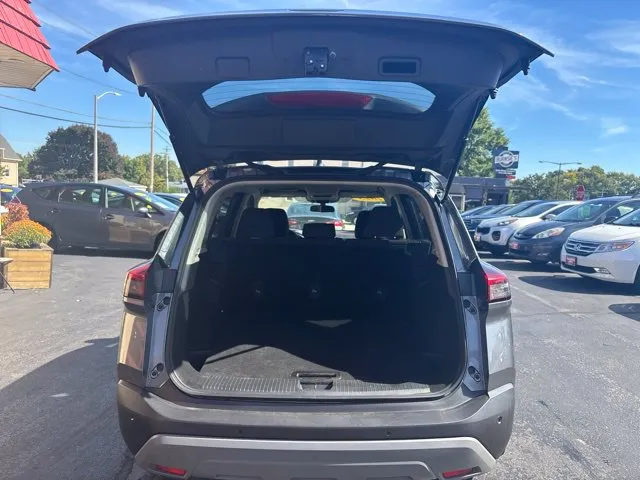 Nissan Rogue photo 17
