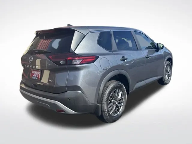 Nissan Rogue photo 7