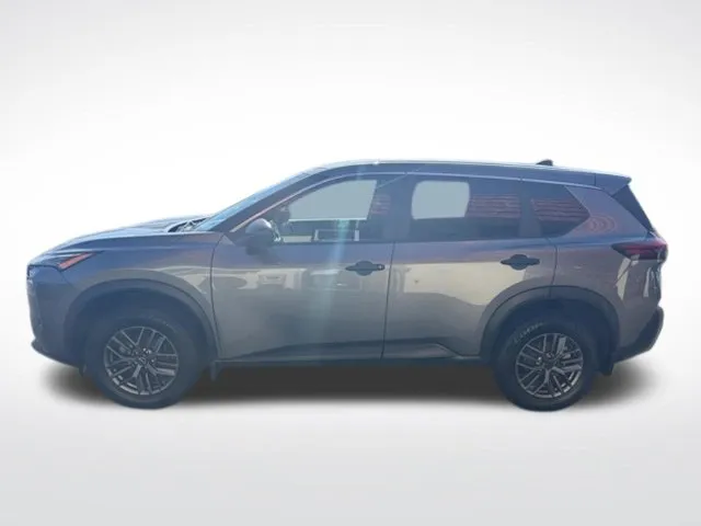 Nissan Rogue photo 4