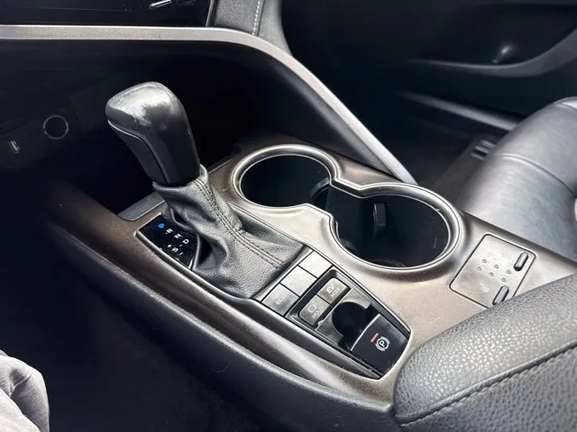 Toyota Camry photo 25