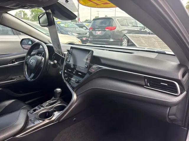 Toyota Camry photo 15