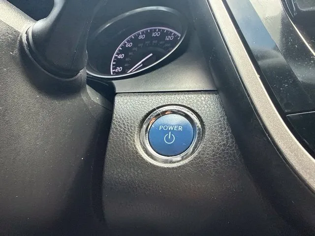 Toyota Camry photo 22