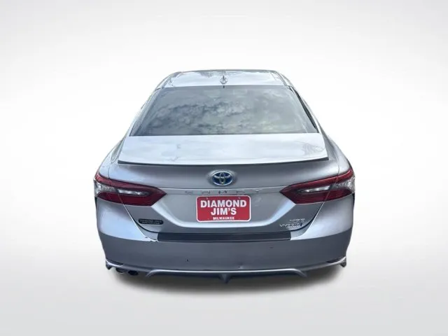 Toyota Camry photo 3