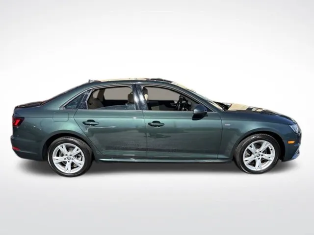 Audi A4 photo 8