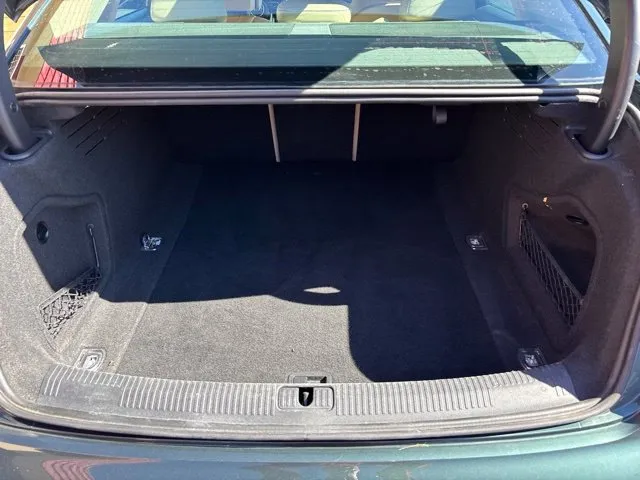 Audi A4 photo 18